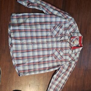 Roper Men's Red and Blue Plaid Button Down Shirt